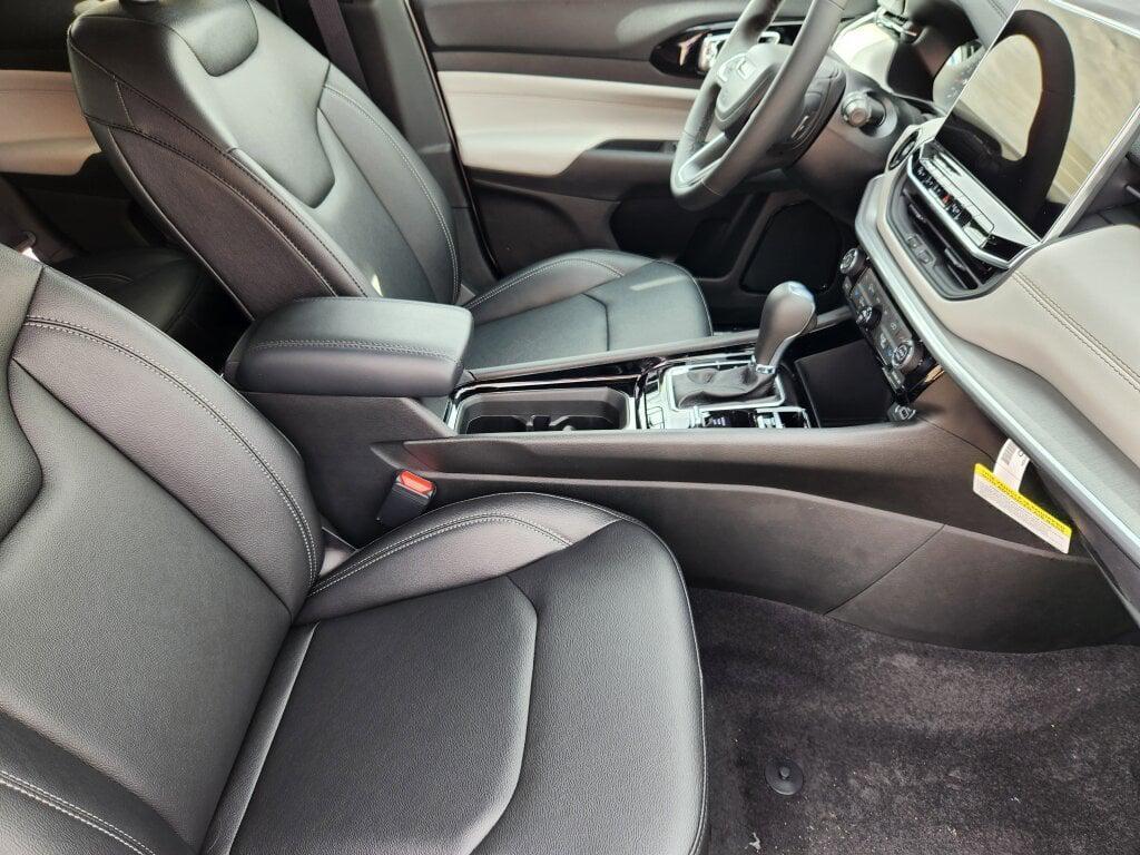 new 2026 Jeep Compass car, priced at $32,984