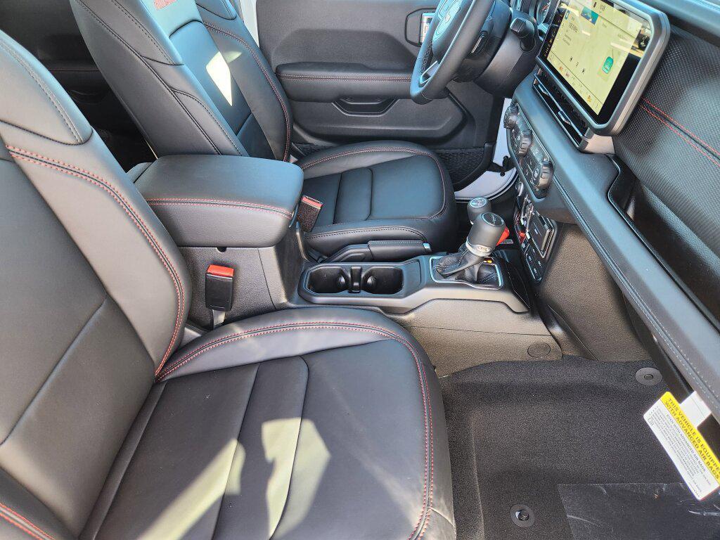 new 2026 Jeep Gladiator car, priced at $61,844