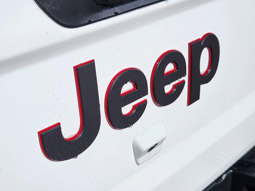 new 2026 Jeep Gladiator car, priced at $61,844