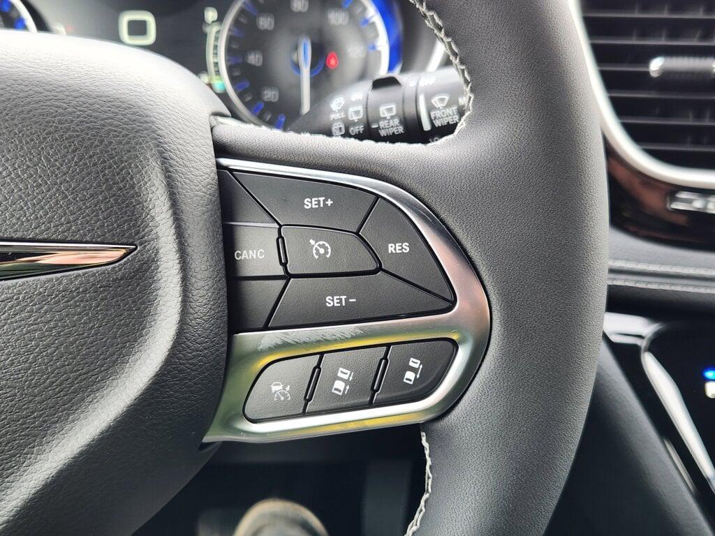 new 2026 Chrysler Pacifica car, priced at $45,979