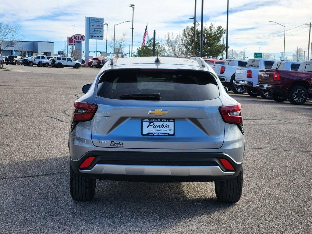 used 2025 Chevrolet Trax car, priced at $20,999