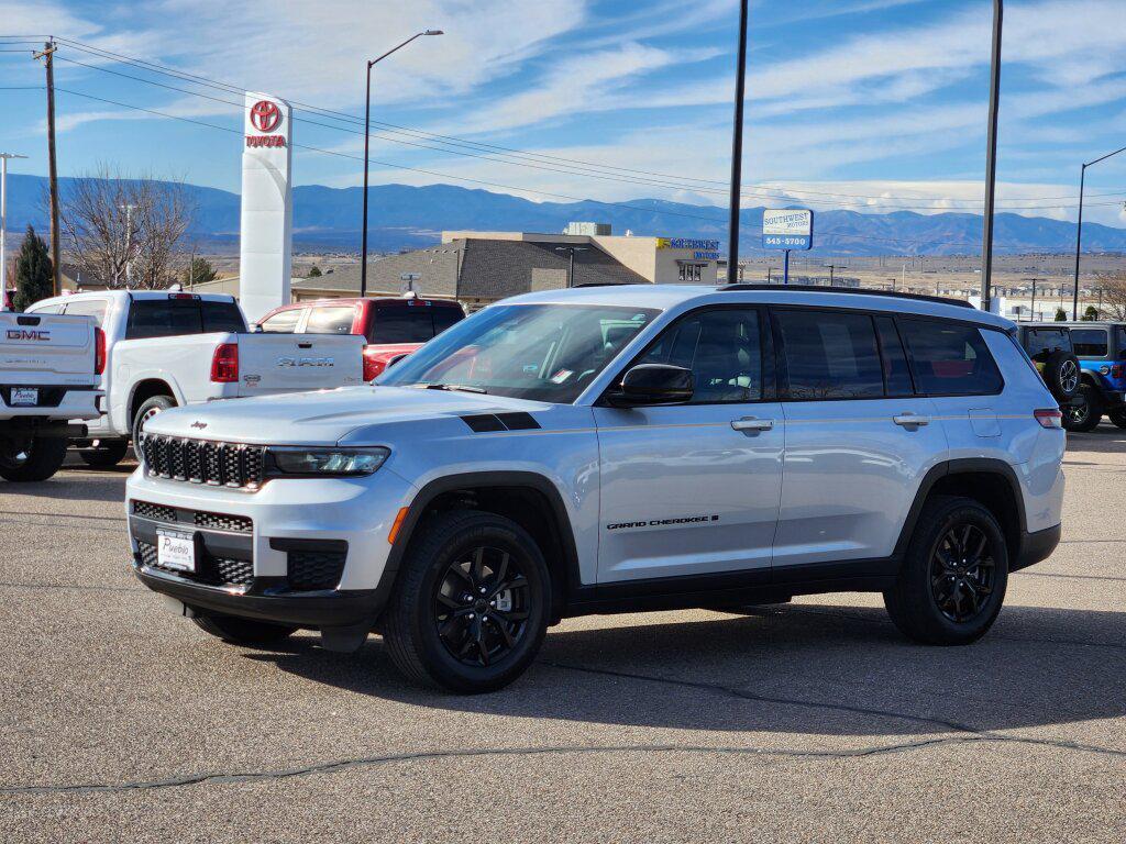 used 2024 Jeep Grand Cherokee L car, priced at $31,999
