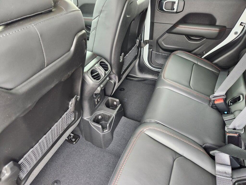 new 2026 Jeep Gladiator car, priced at $59,689