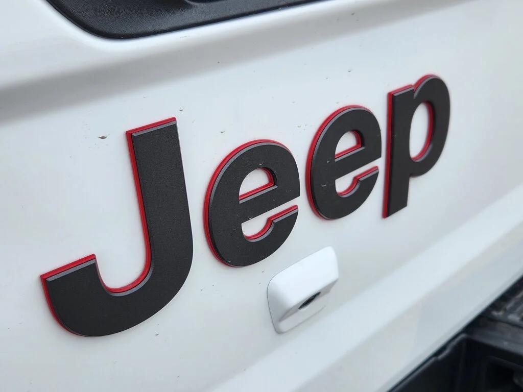 new 2026 Jeep Gladiator car, priced at $59,689