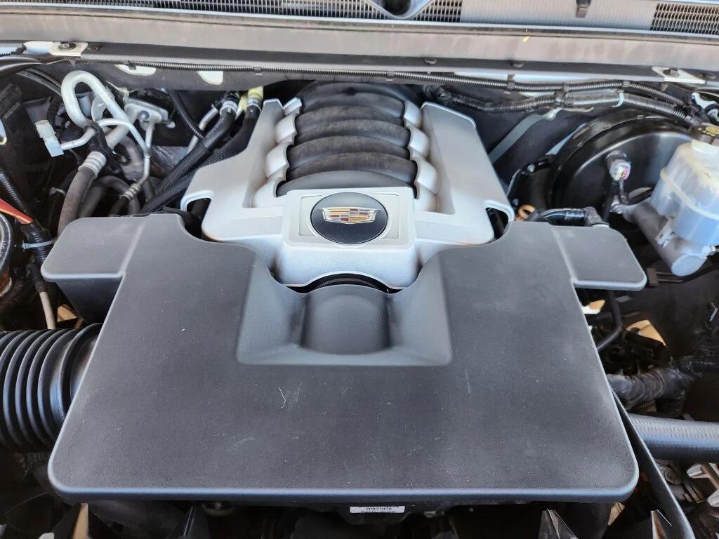 used 2020 Cadillac Escalade car, priced at $38,999