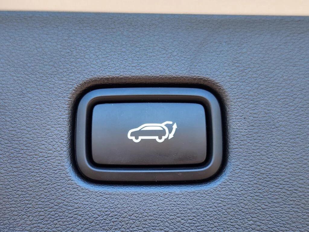 used 2025 Hyundai Tucson car, priced at $25,100