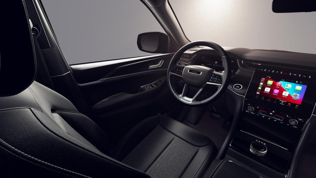 new 2026 Jeep Grand Cherokee car, priced at $45,504