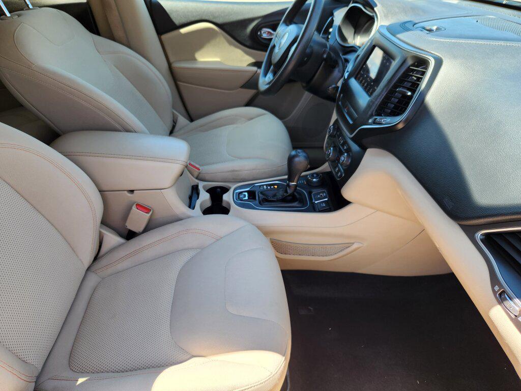used 2019 Jeep Cherokee car, priced at $14,699