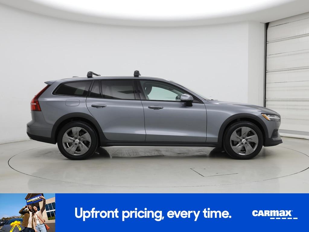 used 2020 Volvo V60 Cross Country car, priced at $21,998