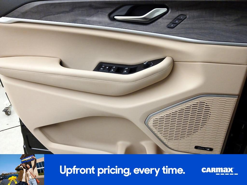 used 2022 Jeep Grand Cherokee car, priced at $35,998