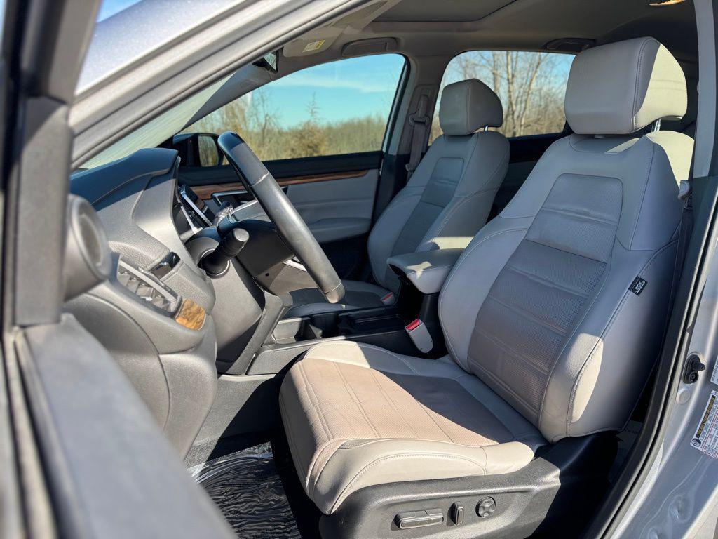 used 2020 Honda CR-V car, priced at $26,075