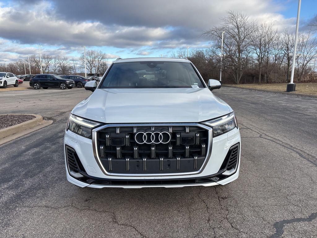 used 2025 Audi Q7 car, priced at $50,549