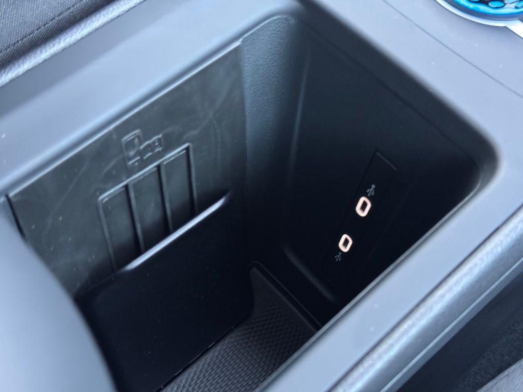 new 2026 Volkswagen Tiguan car, priced at $33,060