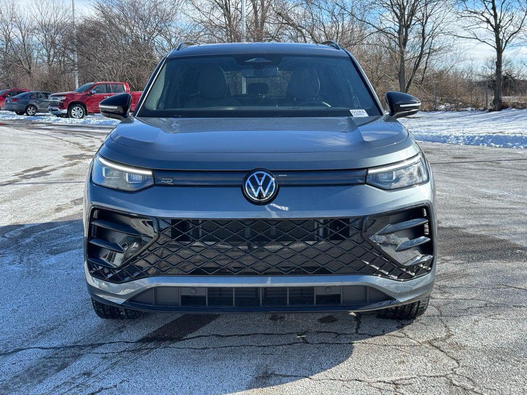 used 2025 Volkswagen Tiguan car, priced at $35,369