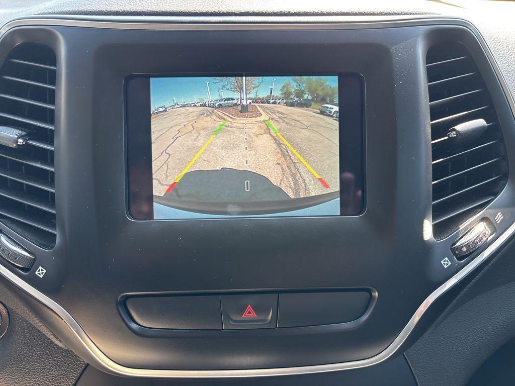 used 2019 Jeep Cherokee car, priced at $14,368