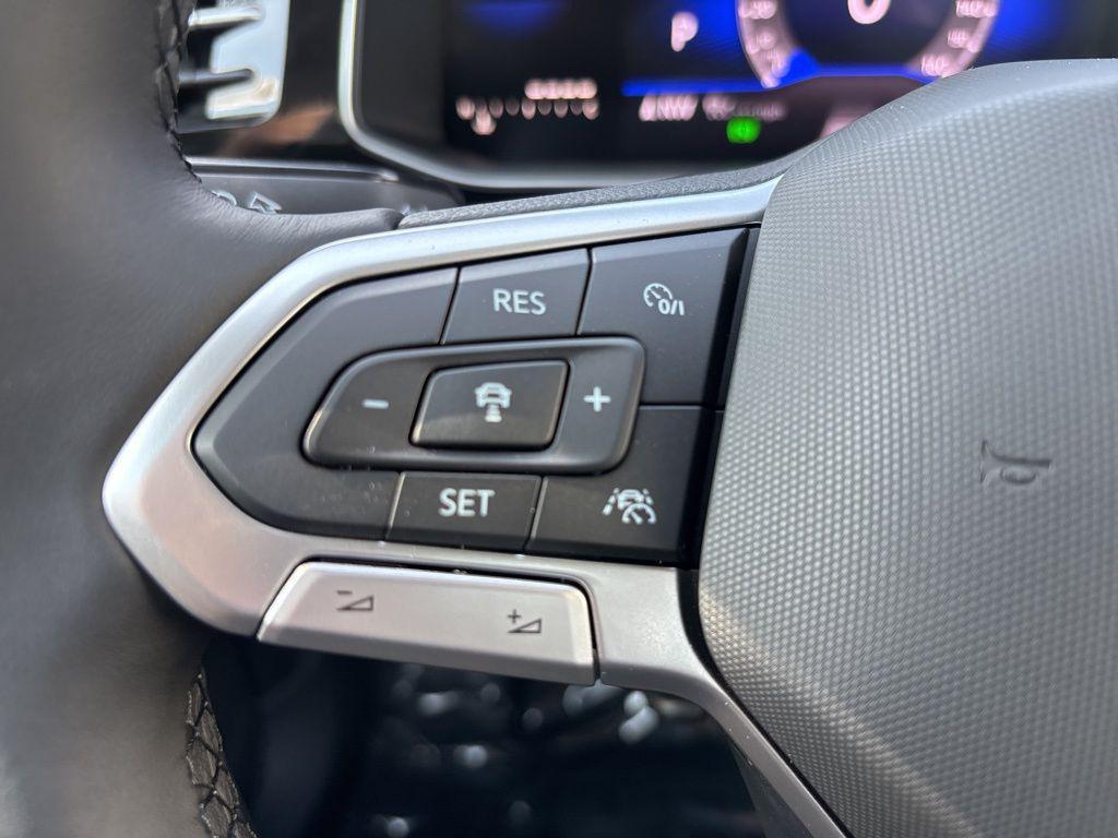 new 2025 Volkswagen Jetta car, priced at $25,904