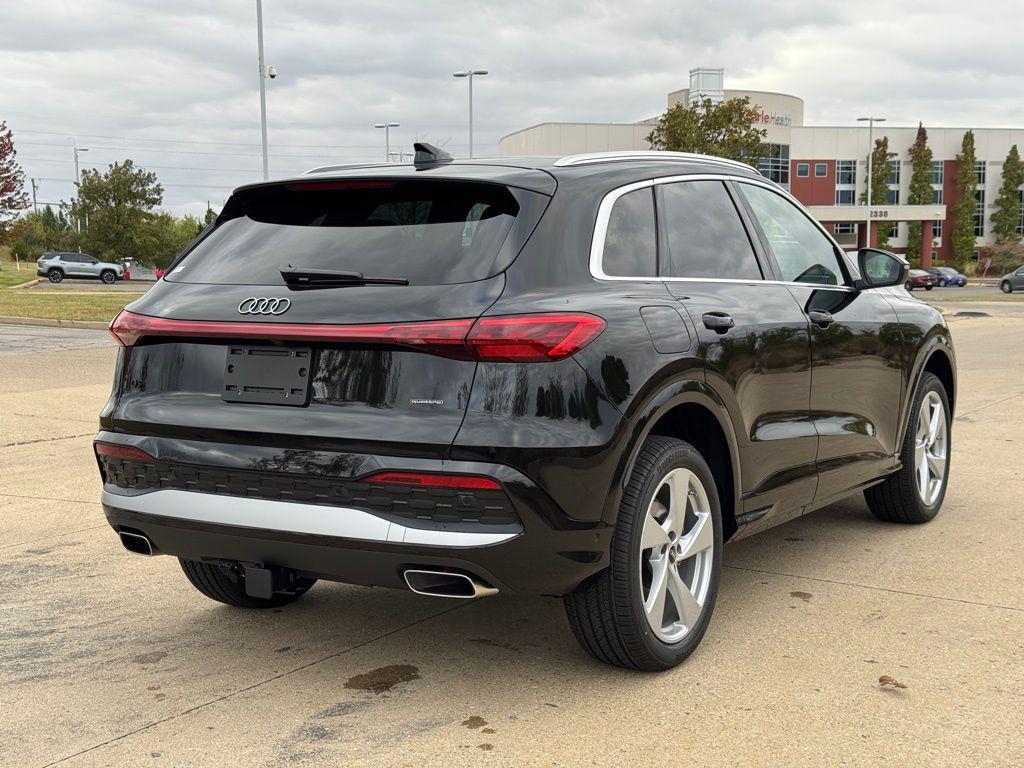 new 2025 Audi Q5 car, priced at $58,601