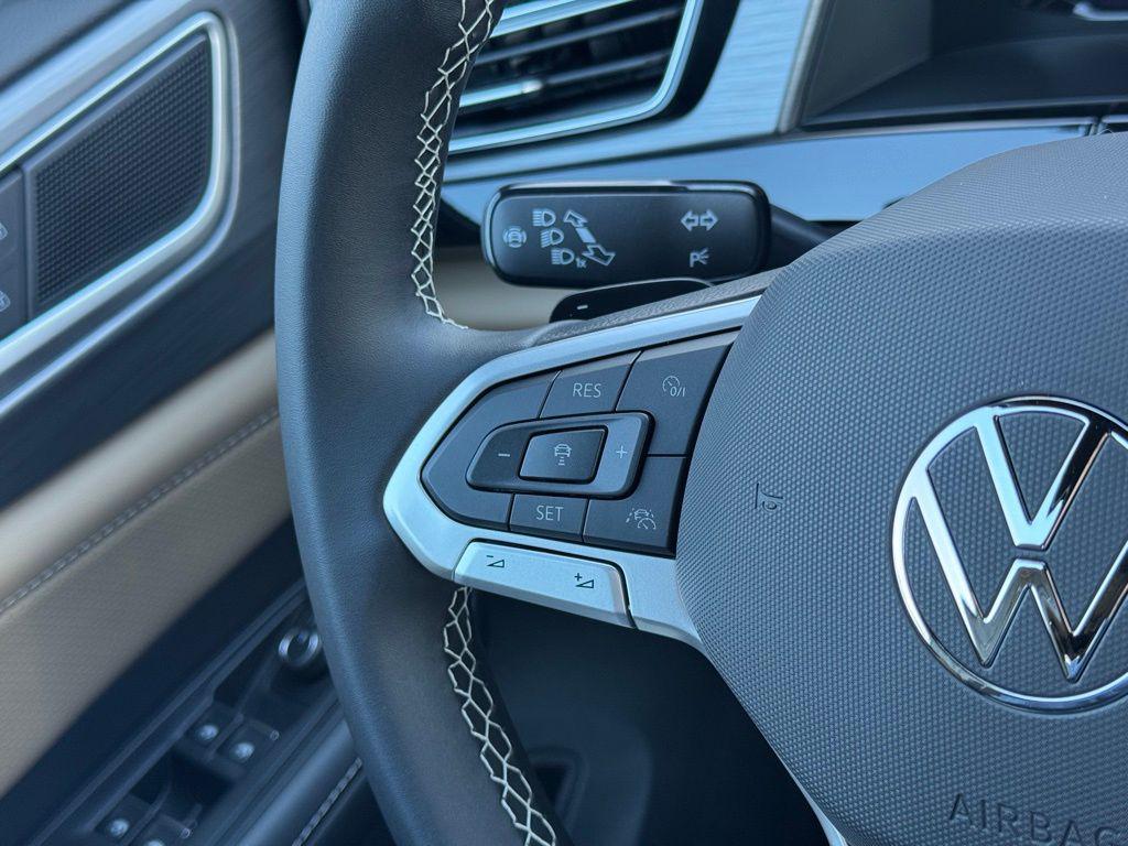 new 2026 Volkswagen Atlas Cross Sport car, priced at $45,461