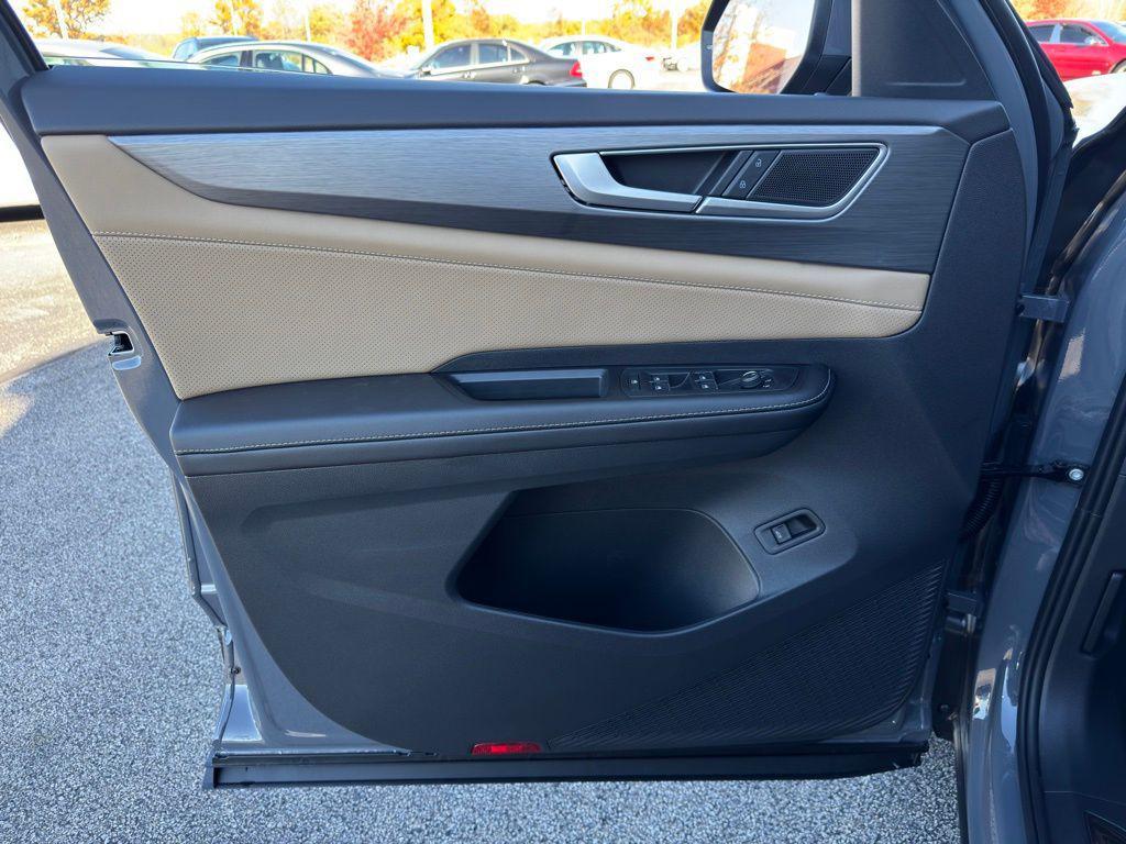 new 2026 Volkswagen Atlas Cross Sport car, priced at $45,461