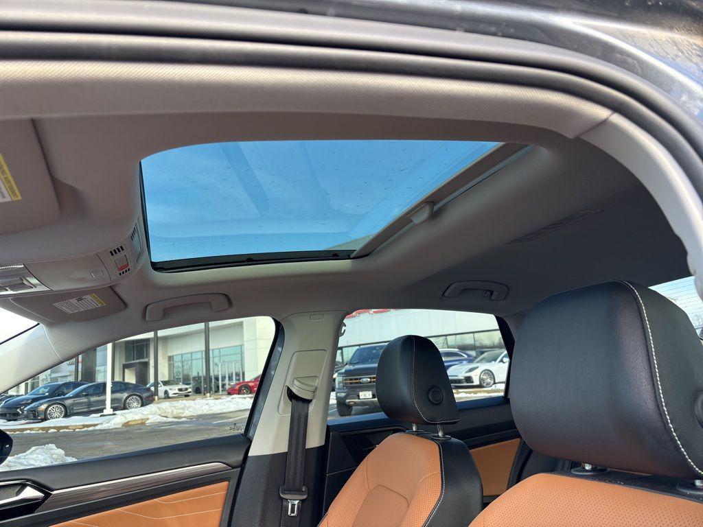 used 2024 Volkswagen Jetta car, priced at $23,126