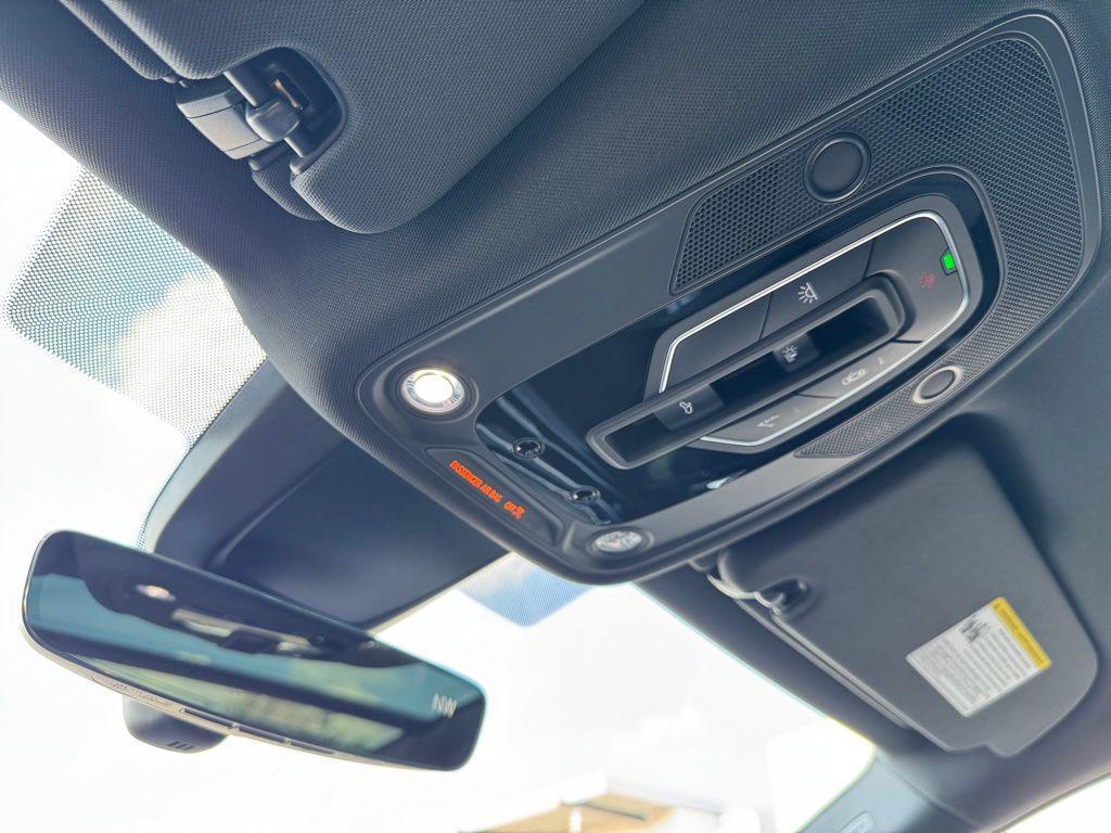 new 2025 Audi Q7 car, priced at $68,137