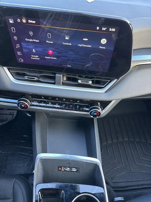 used 2025 Chevrolet Equinox car, priced at $26,757