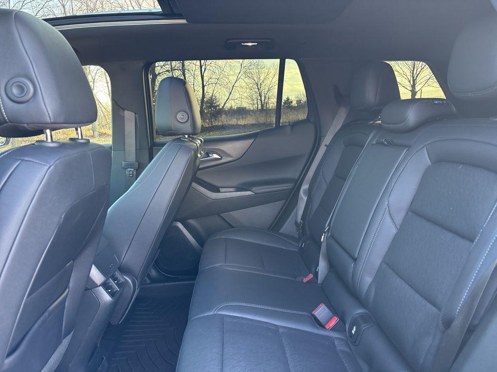 used 2025 Chevrolet Equinox car, priced at $26,757