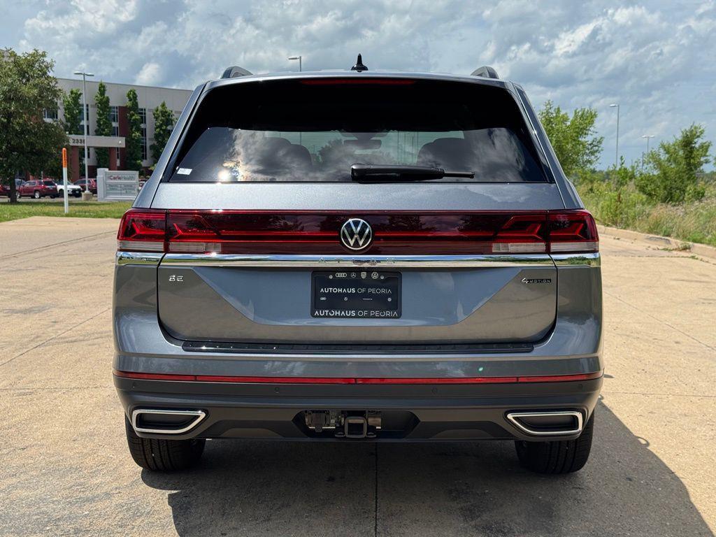 new 2025 Volkswagen Atlas car, priced at $40,341