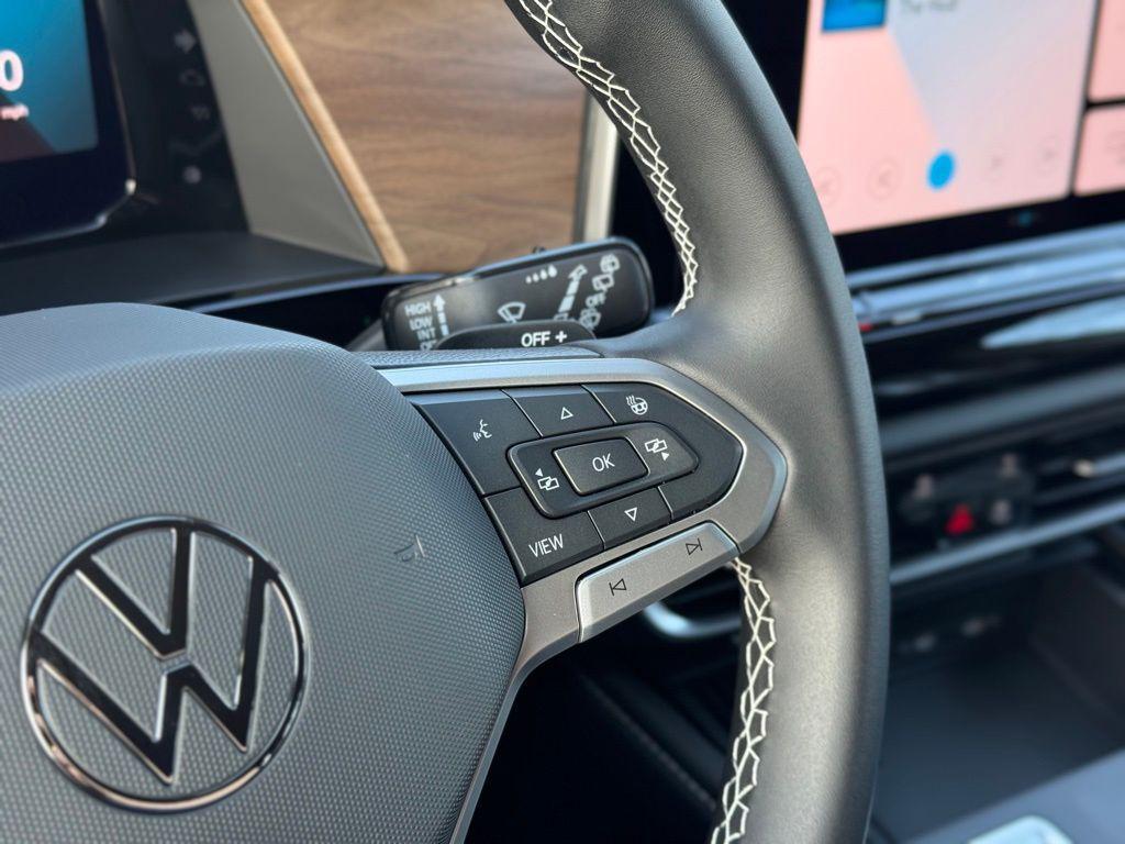 new 2026 Volkswagen Atlas car, priced at $40,699