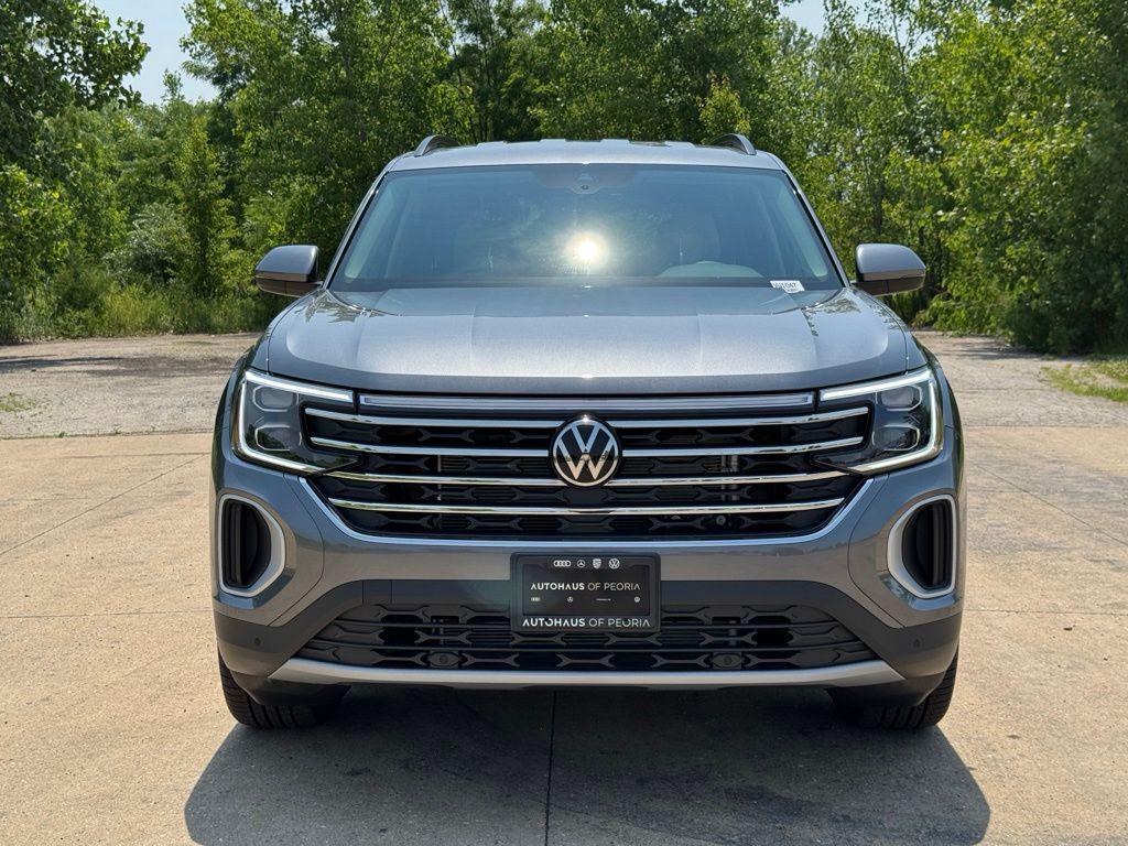 new 2025 Volkswagen Atlas car, priced at $41,309