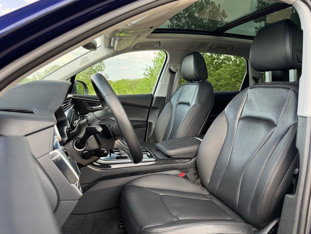 used 2022 Audi Q7 car, priced at $50,586