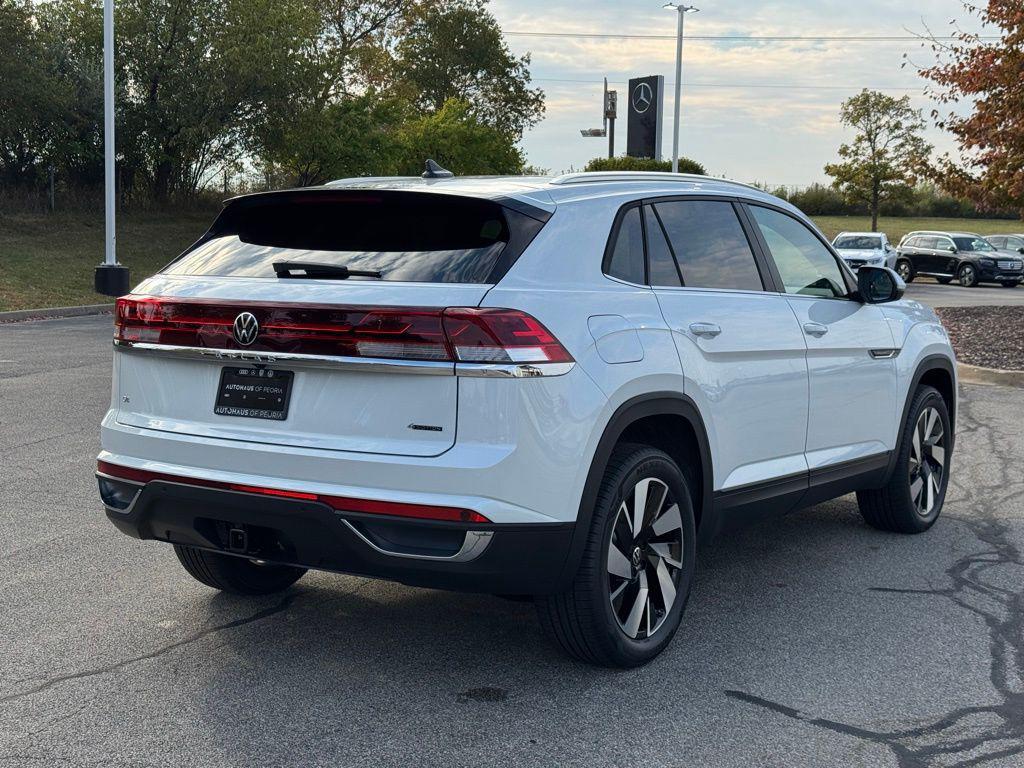 new 2026 Volkswagen Atlas Cross Sport car, priced at $44,888