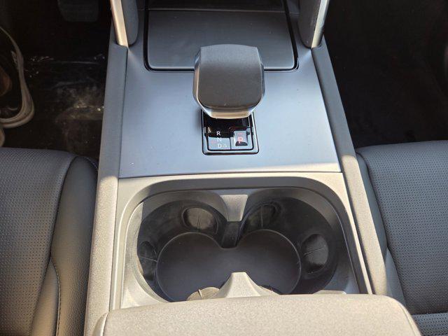 new 2025 Land Rover Discovery Sport car