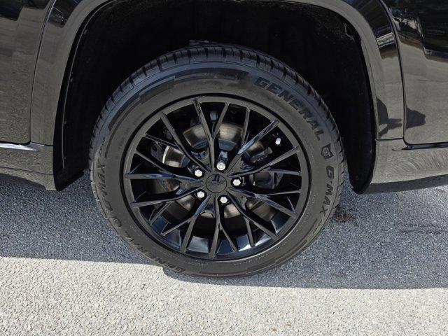 used 2021 Jeep Grand Cherokee L car, priced at $33,779