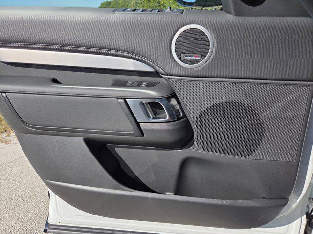 new 2026 Land Rover Discovery car, priced at $81,871