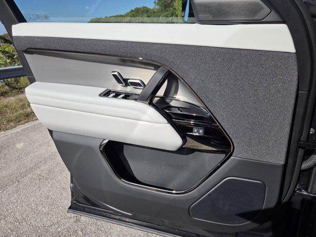 new 2025 Land Rover Range Rover Sport car, priced at $91,280