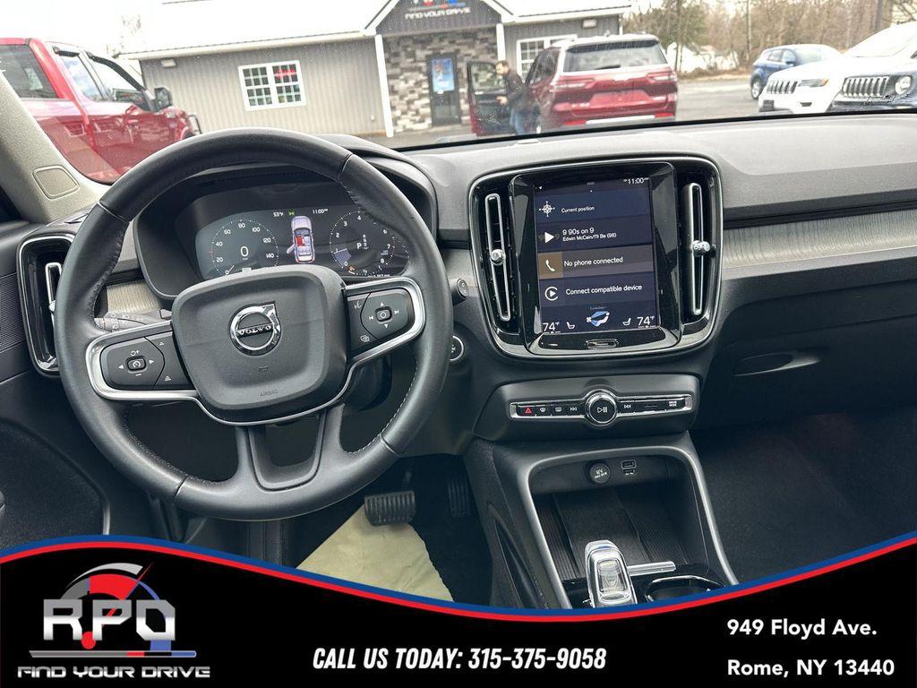 used 2021 Volvo XC40 car, priced at $21,106