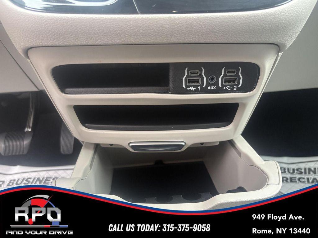 used 2024 Chrysler Pacifica car, priced at $27,794
