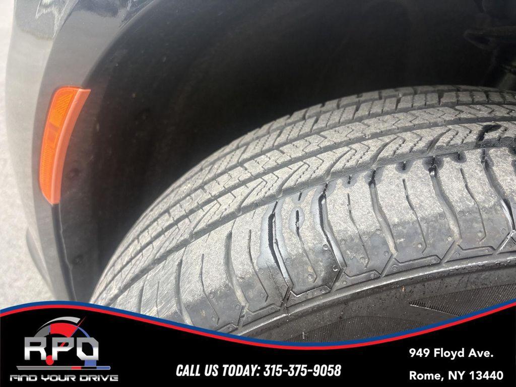 used 2024 Chrysler Pacifica car, priced at $27,794