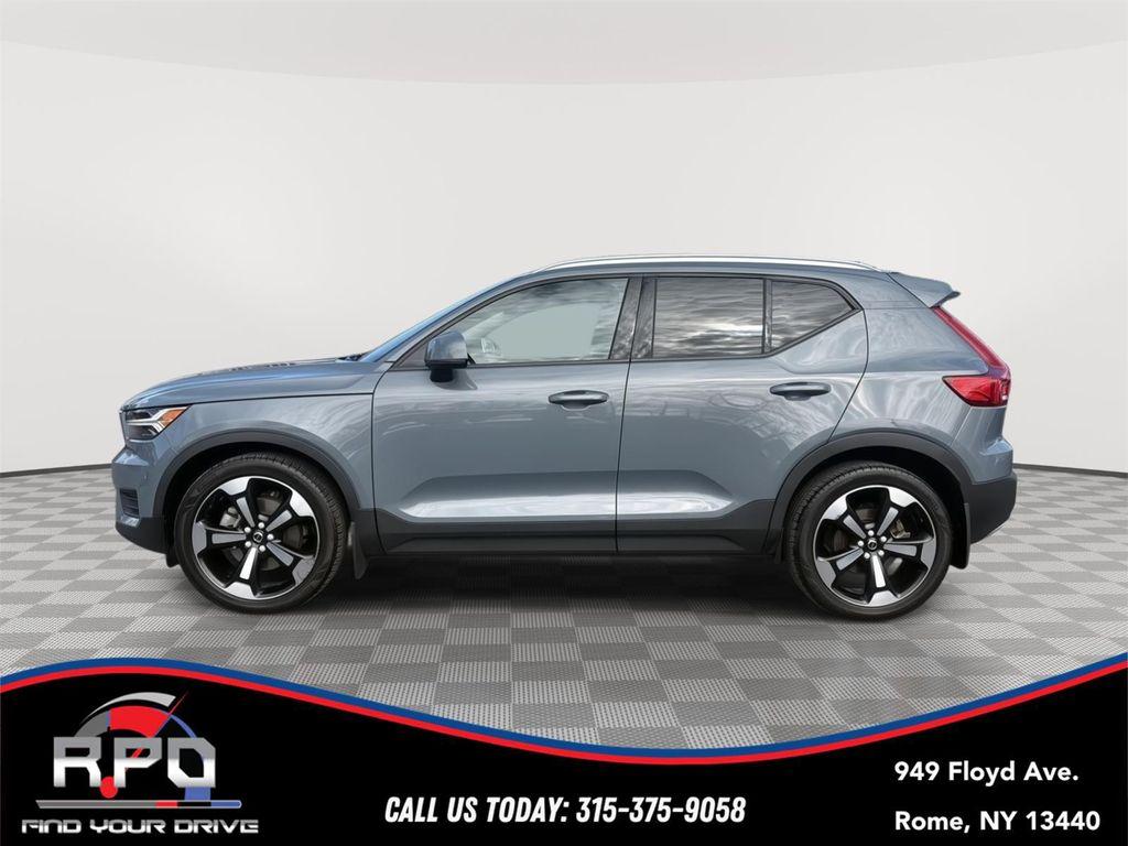 used 2020 Volvo XC40 car, priced at $19,890