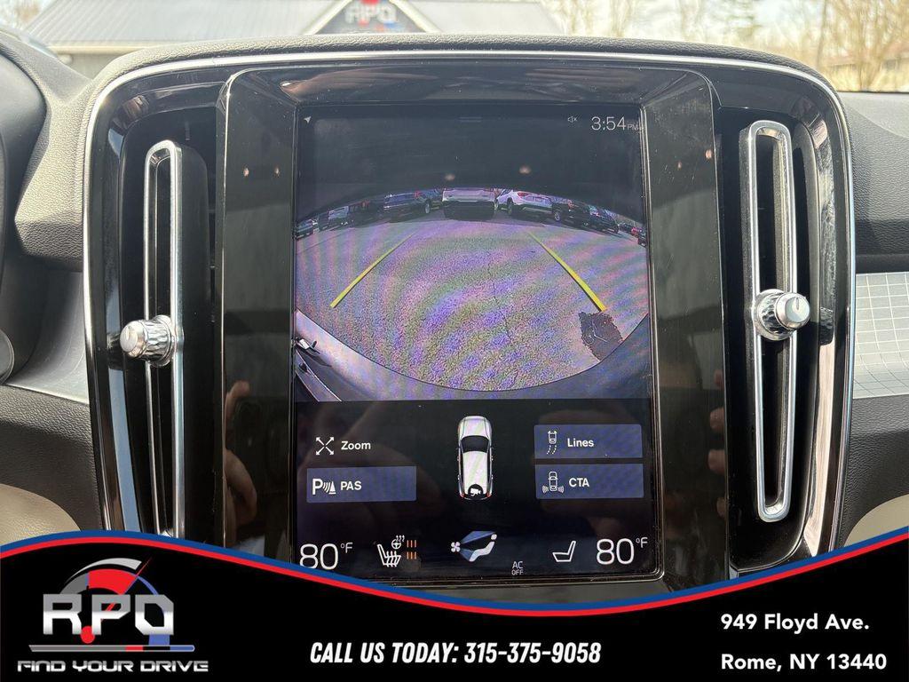 used 2020 Volvo XC40 car, priced at $19,890