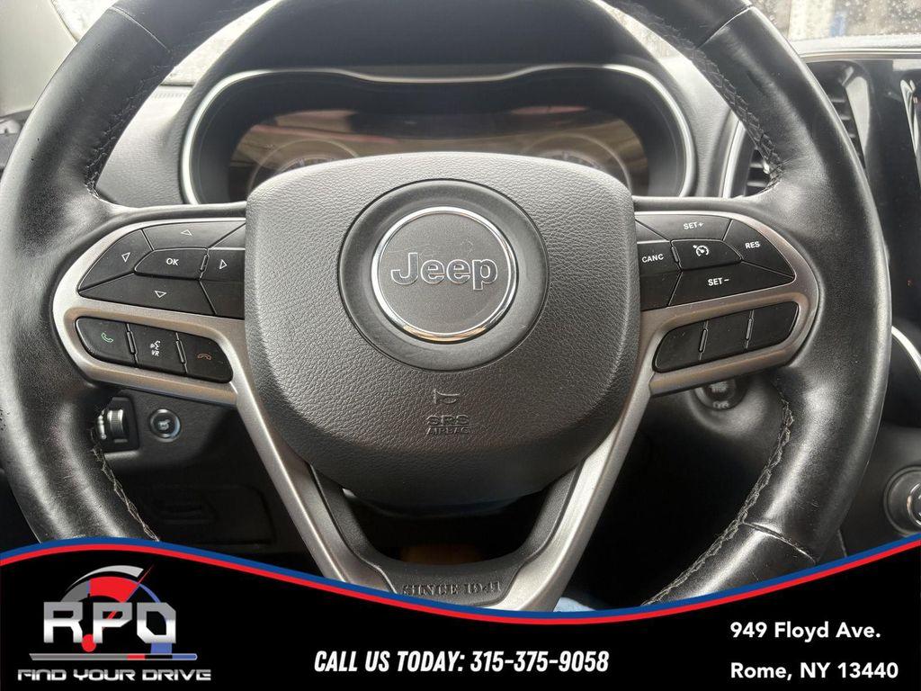 used 2019 Jeep Cherokee car, priced at $17,288