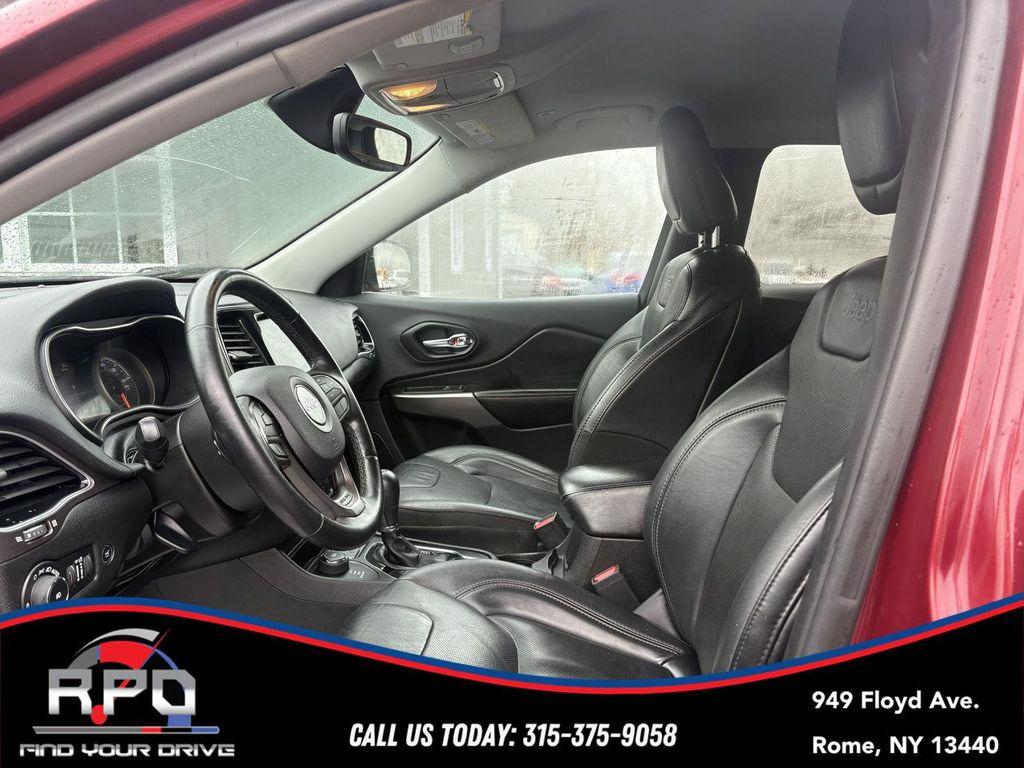 used 2019 Jeep Cherokee car, priced at $17,288