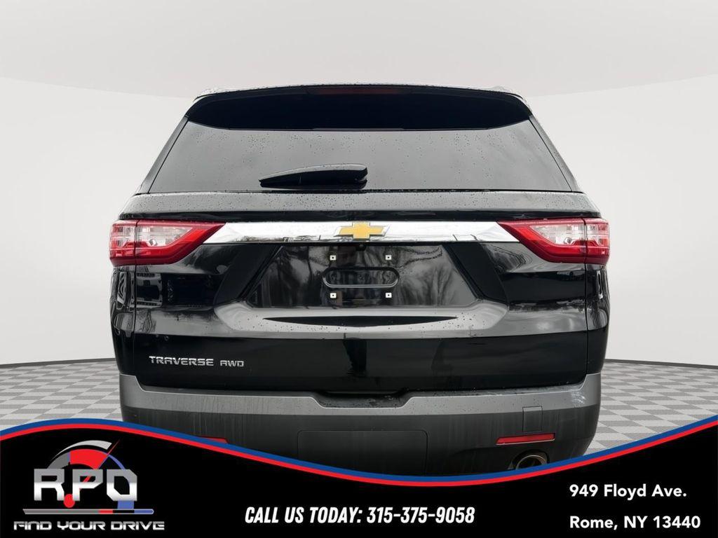 used 2021 Chevrolet Traverse car, priced at $24,083