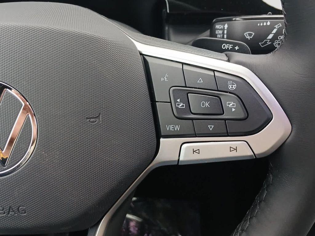 new 2026 Volkswagen Atlas Cross Sport car, priced at $53,002