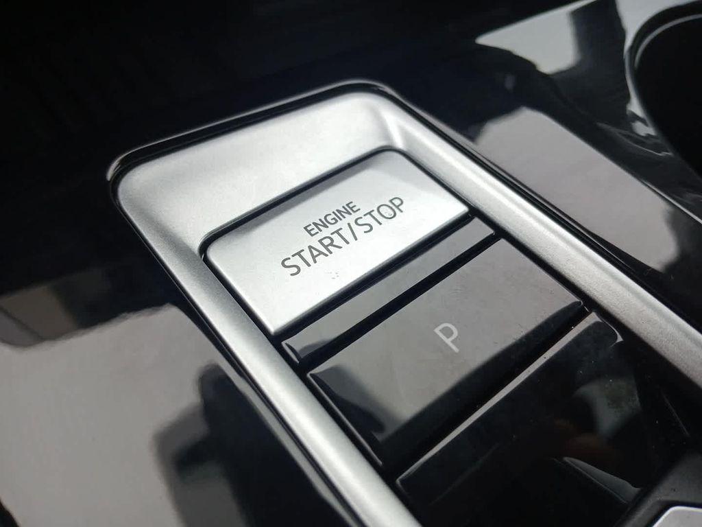 new 2026 Volkswagen Atlas Cross Sport car, priced at $48,857