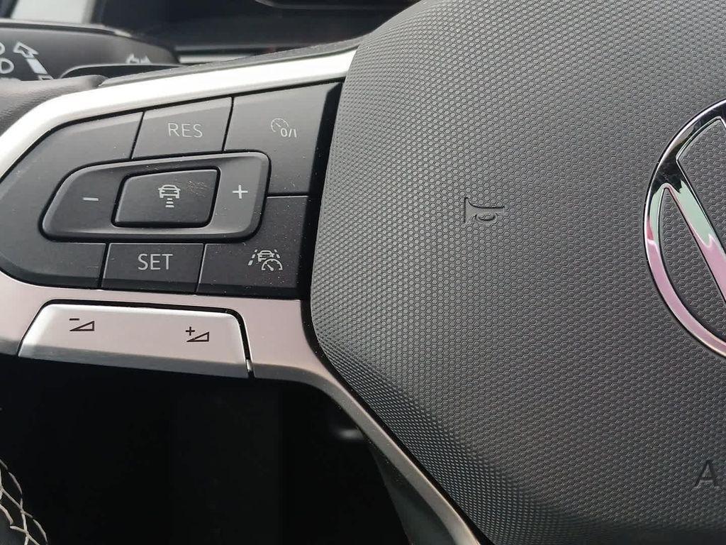 new 2026 Volkswagen Atlas Cross Sport car, priced at $48,857