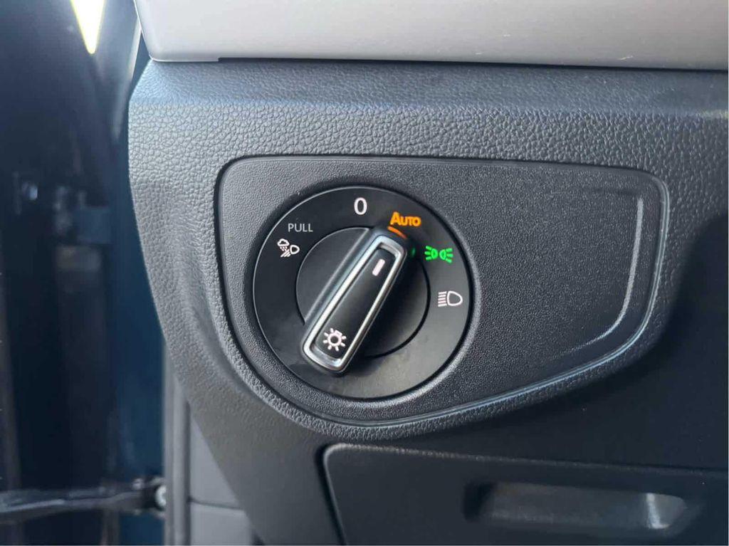 used 2022 Volkswagen Atlas car, priced at $21,499