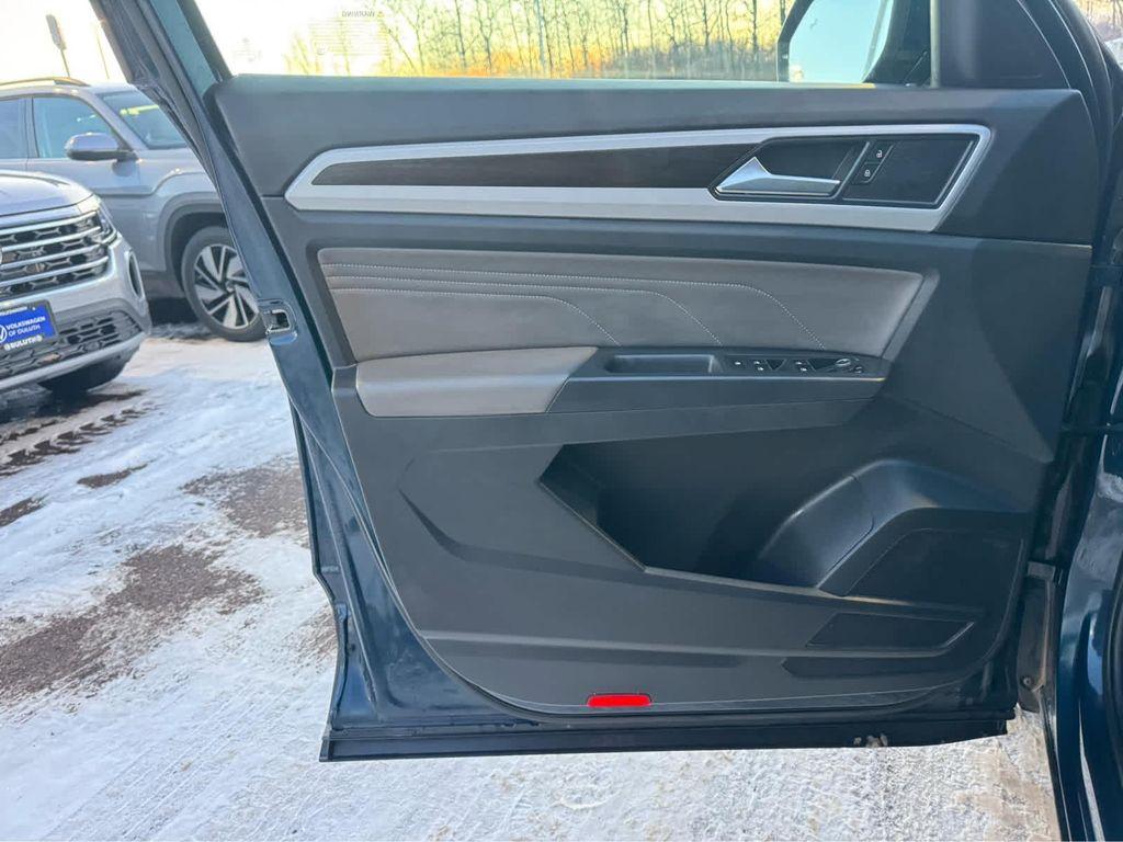 used 2022 Volkswagen Atlas car, priced at $21,499