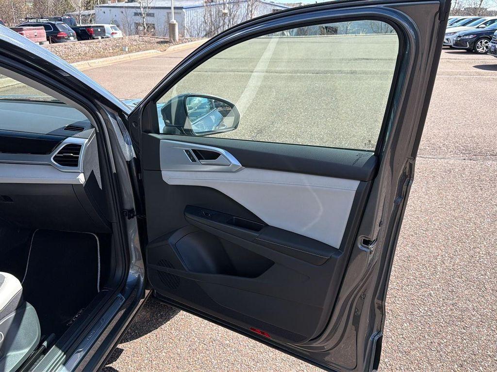 new 2026 Volkswagen Taos car, priced at $33,491